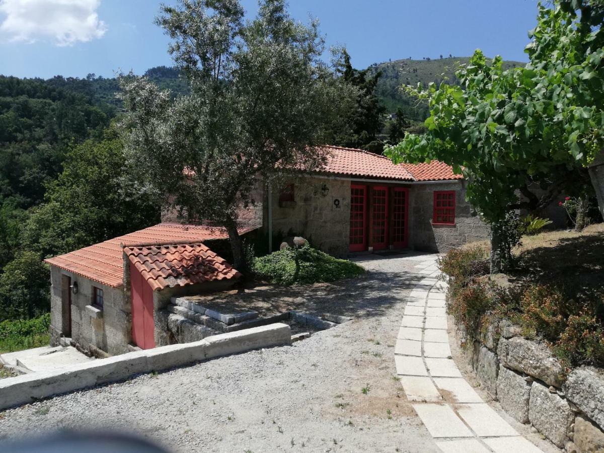 Casa do Silvério Santa Cruz do Douro Exterior foto